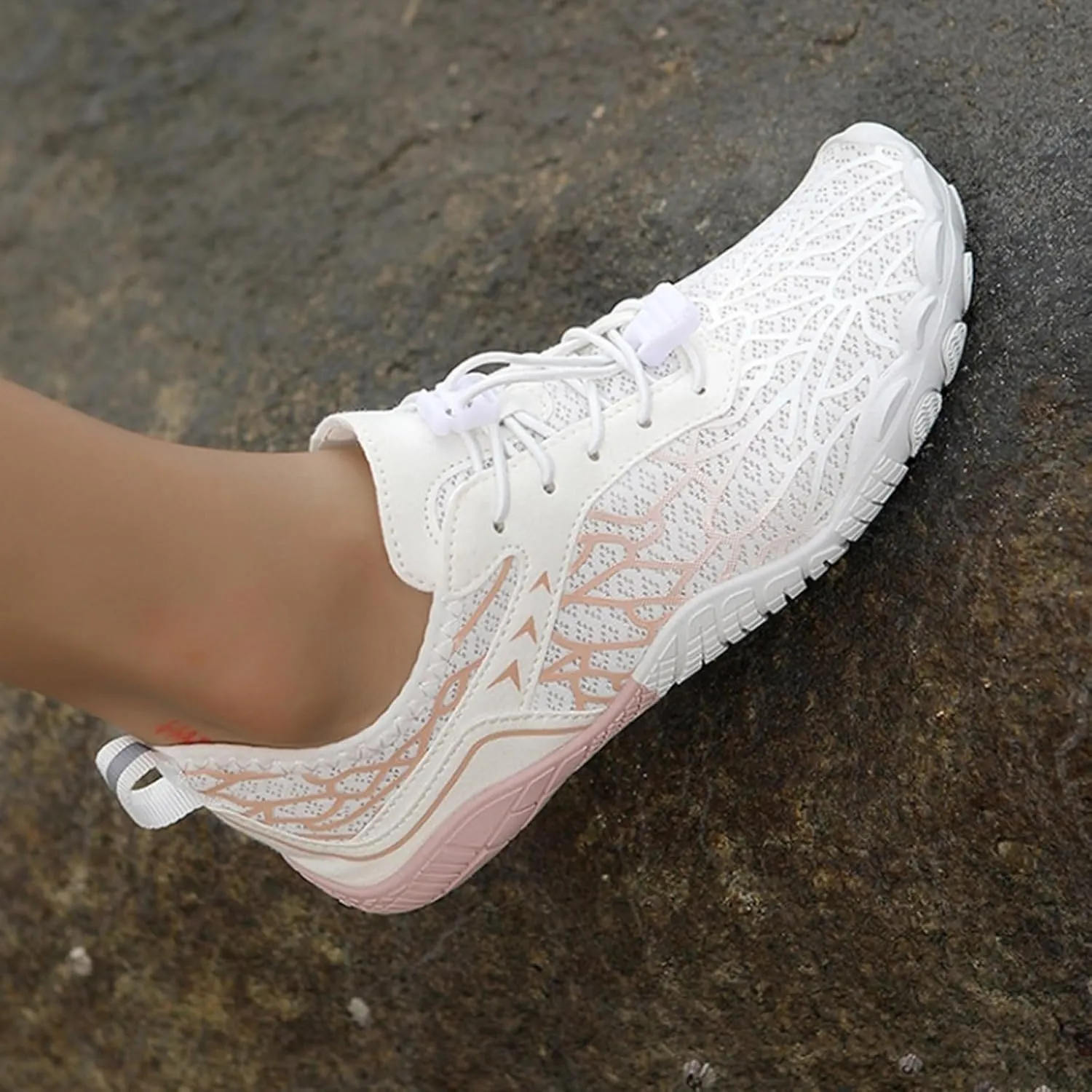 Non Slip Barefoot Hiking Shoes for Men Women Quick-Dry Beach Water Shoes Wading Diving Swimming Water Sock Shoe Comfy Summer Vacation Shoe for Women Men Indoor Thick Sole Socks