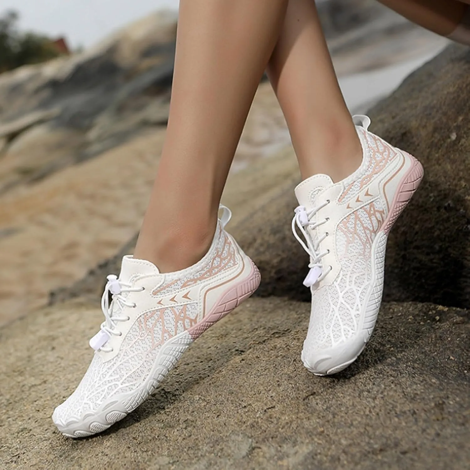 Non Slip Barefoot Hiking Shoes for Men Women Quick-Dry Beach Water Shoes Wading Diving Swimming Water Sock Shoe Comfy Summer Vacation Shoe for Women Men Indoor Thick Sole Socks