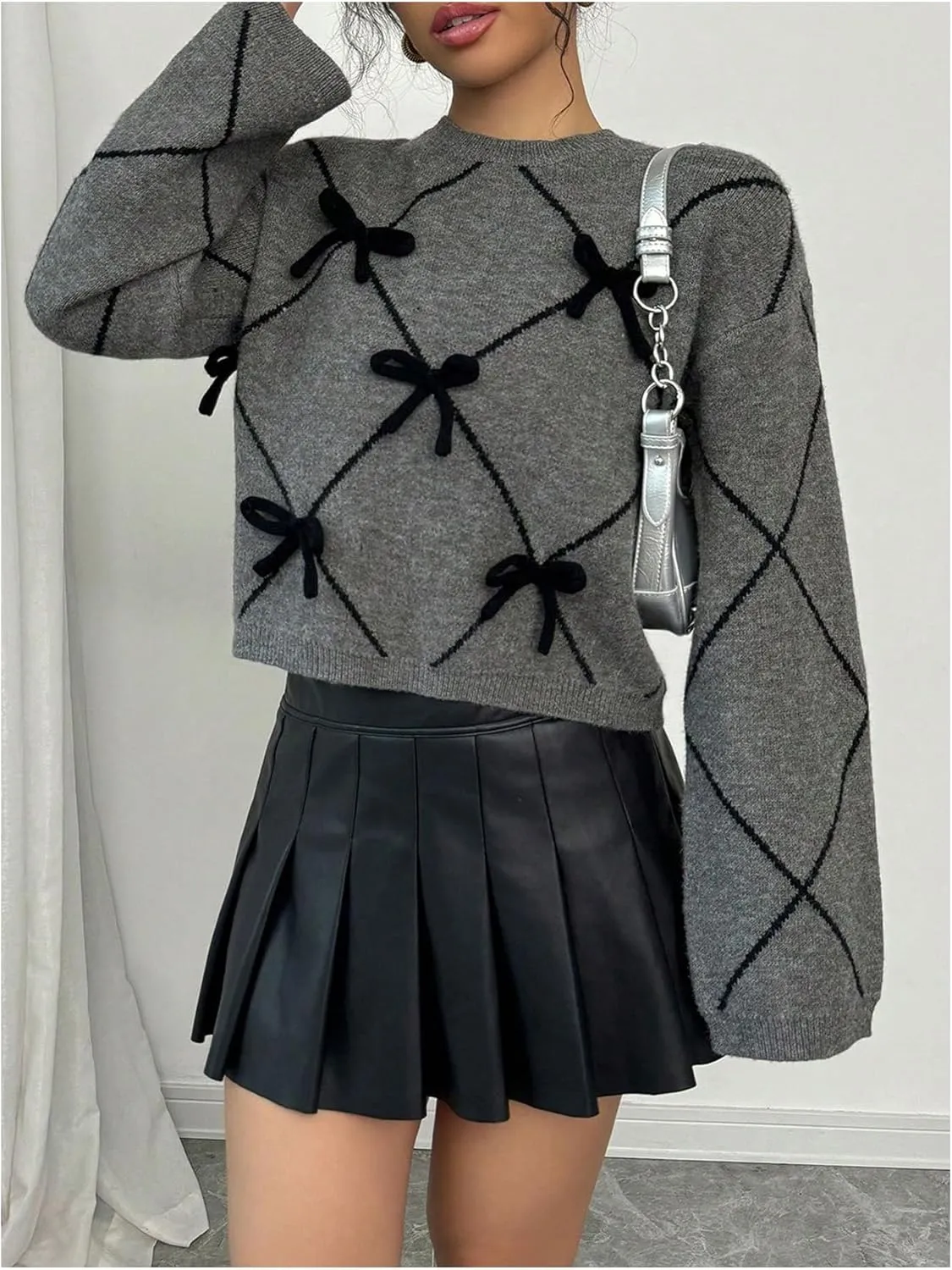 Verdusa Women's Bow Sweaters Long Sleeve Mock Neck Pullover Vintage Y2k Cropped Knit Tops