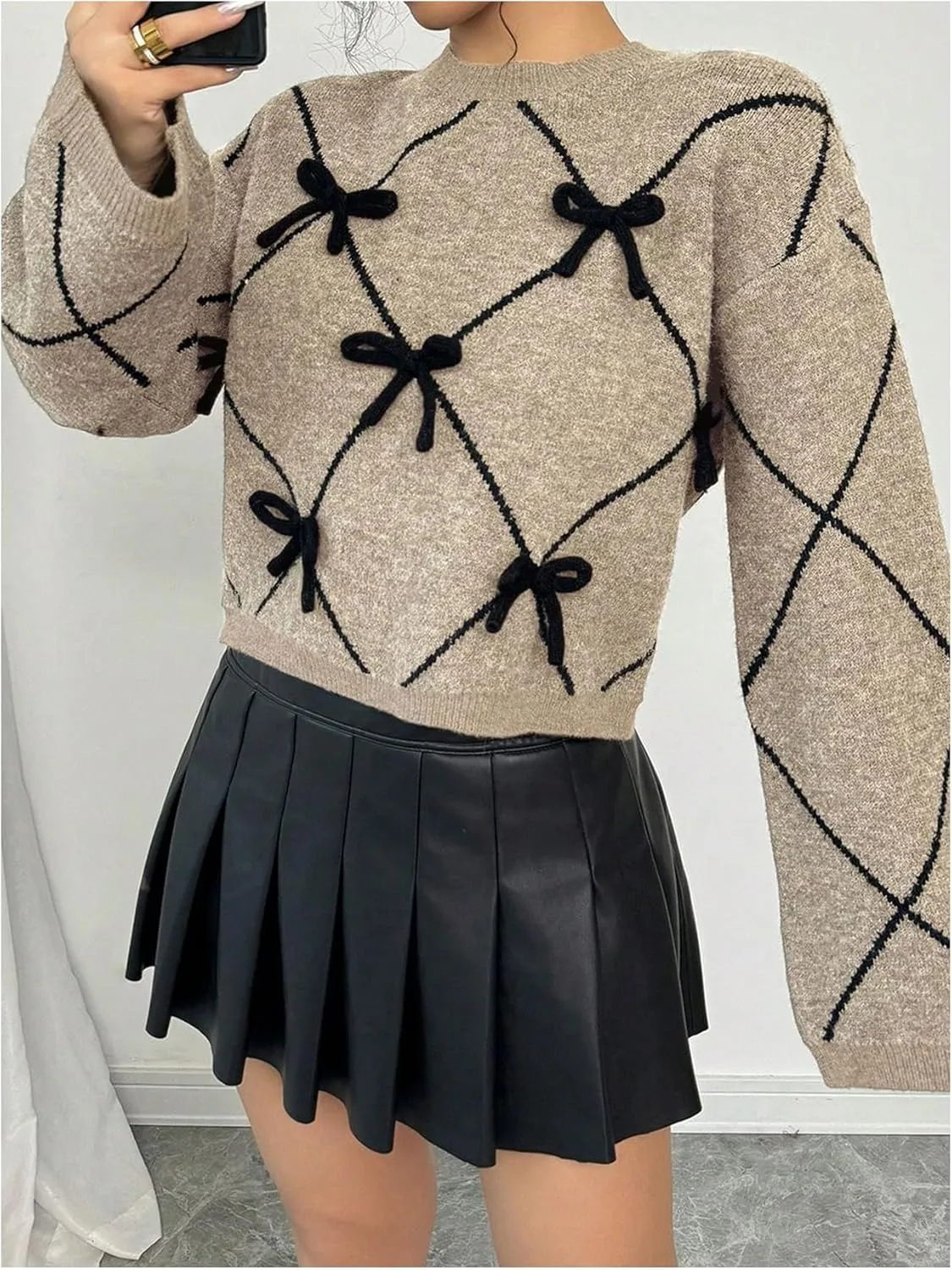 Verdusa Women's Bow Sweaters Long Sleeve Mock Neck Pullover Vintage Y2k Cropped Knit Tops